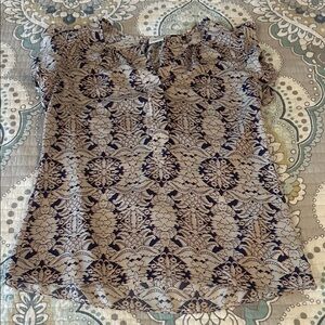 CAbi Beige and Navy Short Sleeve V-Neck Patterned Blouse